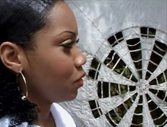 Vintage megastore: Кудрявая черная чирлидерша наслаждалась большим членом ее бойфренда