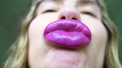 Rarible Diamond: Pucker Lips Custom