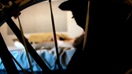 Close Encounter Films: Rowerzysta wielki kutas
