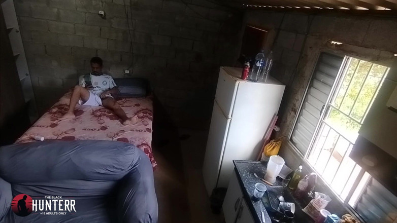 TheBlacKHunterr: Mi vecina trabajadora me dio un video 1