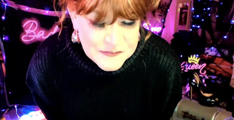 FemmeCheri120: Ngintip toket besarnya! Bertanya-tanya apakah pria di walmart dan applebees...