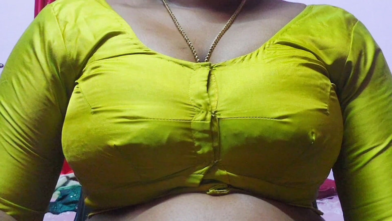 Desi Mohini: Jiran pedas Bhabhi Kajal berkongkek tegar.