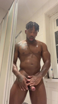 Quick Wank in Public Toilet