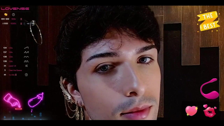 Diego_latinboy: Chci mléko na obličeji