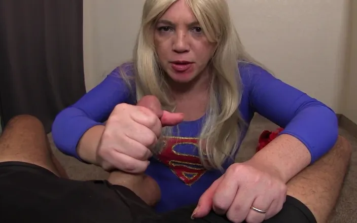 Evangelines Fetish: Supergirl Gets Bimbofied to Blow