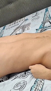 마지막 한 방울까지 다리 사이에 비워지게 합니다.