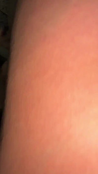 मेरी युवा और सुंदर सौतेली चचेरी बहन आती है और पहले से ही जानती है कि उसे क्या करना है