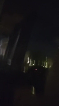 Jazda na świeżym powietrzu dildo, szarpanie i orgazm w pracy