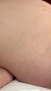 和她一起滚，挑逗她直到最后
