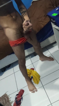 Cumming in the Mirror
