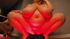 Anna Katz: Baculatá bohyně sedí na tváři