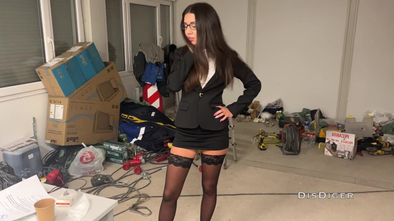 Dis Diger: J’ai baisé la femme du patron au travail par le...