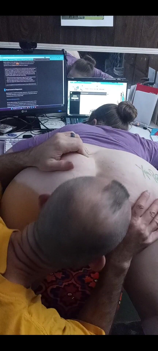 Finger and Lick My Ass While I Do Homework! (Wazaboo 4 u)