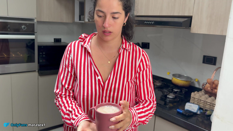 MaRaSexx: La Mia Figliastra Trascura Il Suo Ragazzo, Quindi Ho Deciso...