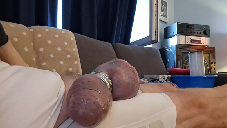 Monster_Meat_: Colok memek sampai crot