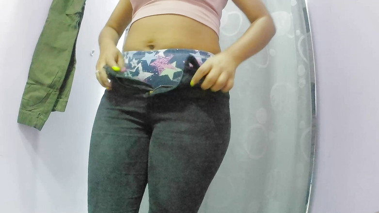 kelsyStar: Cameră amatoare setată în cabină de dressing shop