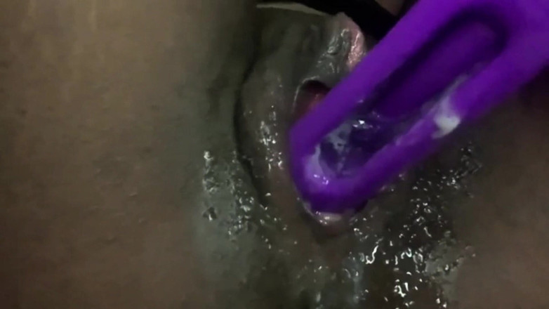 Loren Khalifa: Sexy stepmother having fucking with her stepson.