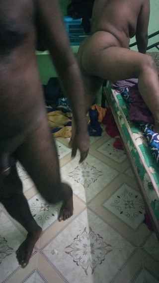 Tamil lesbian: Persembahan bogel - penggambaran selepas seks