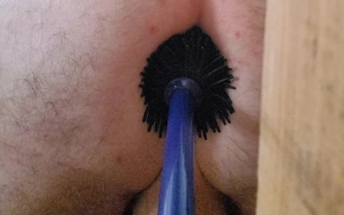 Venusian70: Toilet Brush
