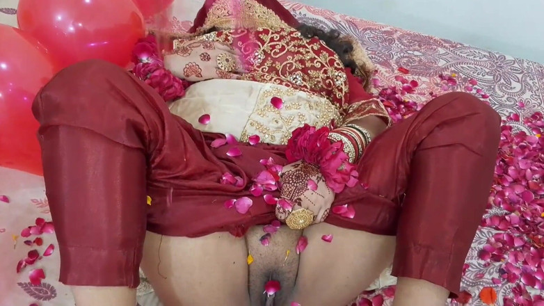 QueenbeautyQB: First Night - Indian Husband and Wife Have Sex Together Full...