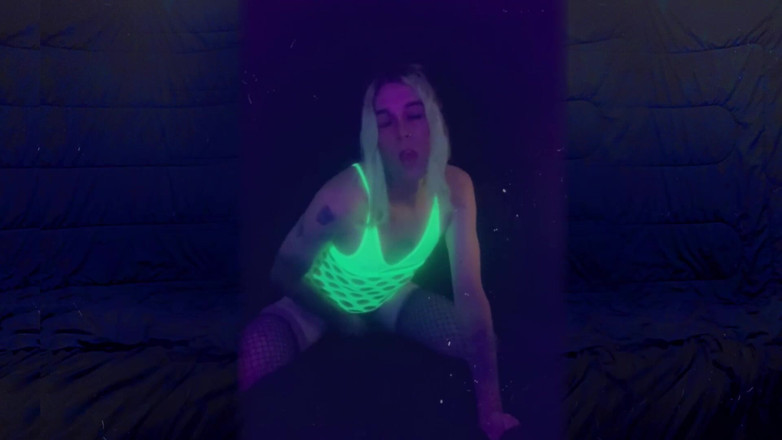 CarmenMelatonin: Puta sexy do quarto