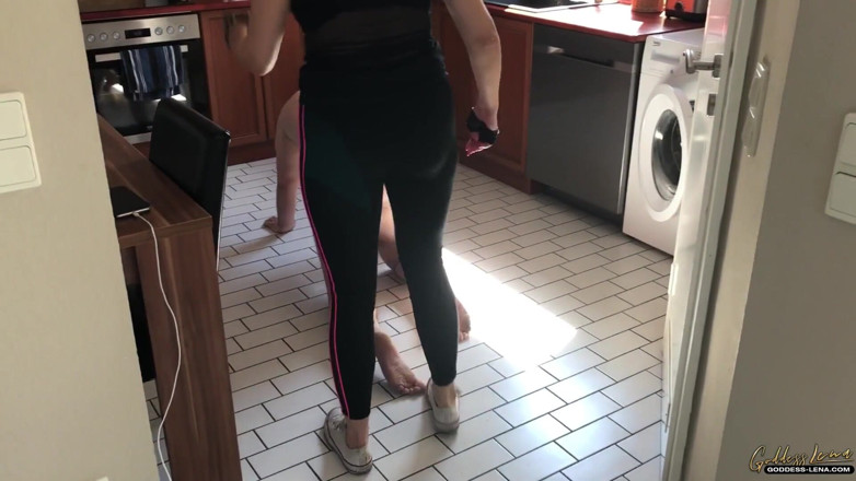 Goddess Lena: Sporty niewolników świń dla bogini