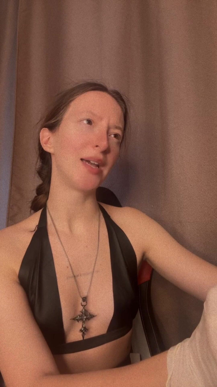 Skinny_lady69: Sprawdzanie tyłka