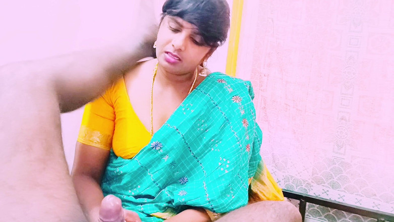 Telugu honey lips: Hermosa india mucama follando dueño de casa