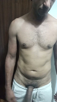 Guarda quanto è grande il mio cazzo morbido