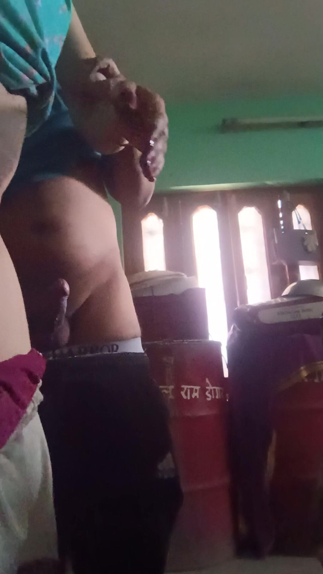 Urgent Sex (Hot wife clips) Urgent Sex (Hot wife clips)