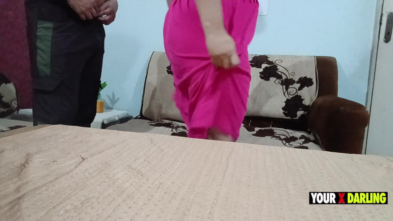 Jony Darling: Den 02 nevlastní sestra se cítila sexy, nevlastní brácha ukázal magii...