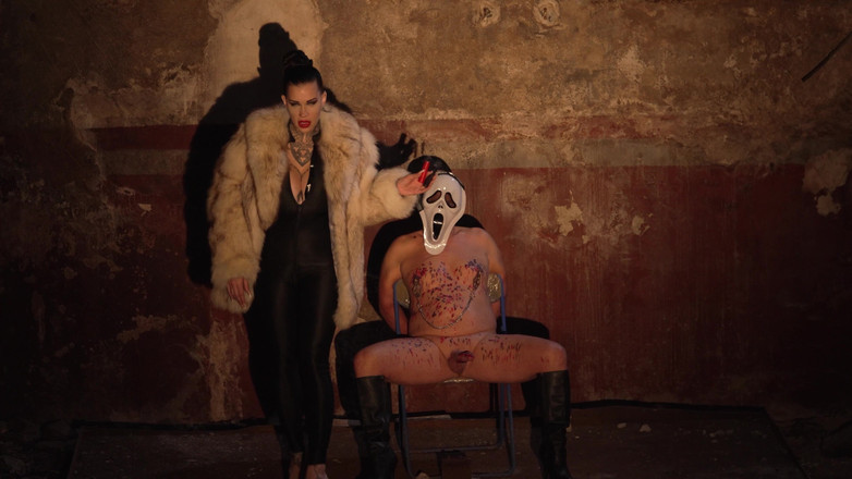 Miss Alessa Milano: Trò chơi sáp nến Halloween