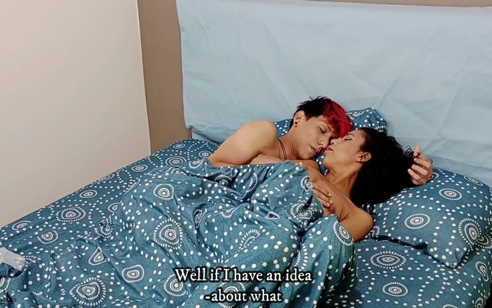 Pamelahill: Tesuda meia-irmã entra no meu quarto para que eu possa...