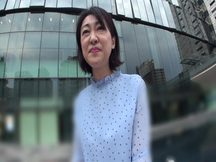 MBM3988: H067g01 a 60-year-old Mature Woman with a Good Wife and Wise...