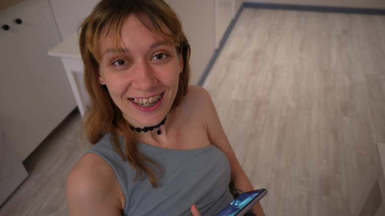 LoveHomePorn: Su primera vez con garganta profunda en una cámara