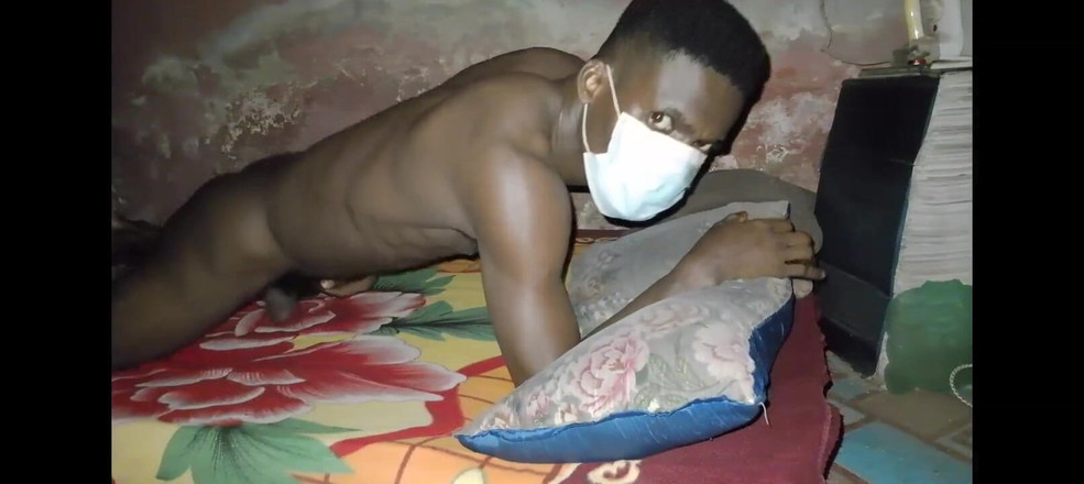 Masturbator emmy: Bobby Johnson Preferisce Saltare a Letto