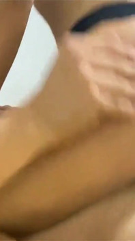 Geile mexikanische ehefrau fickt mit ihren sexy dessous