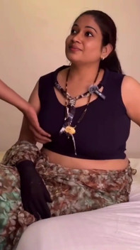 Desi Beautiful Bhabhi apertada buceta fodida duro por Devar BBC Dick