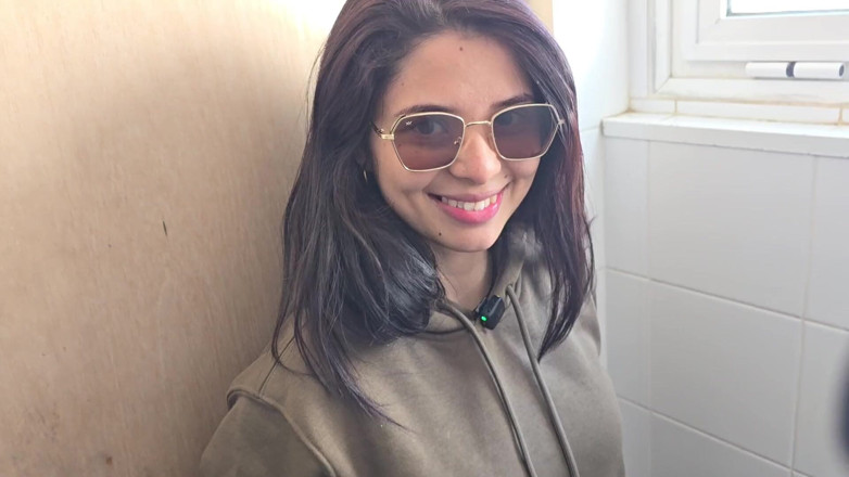 Labestiaylabella: Cheating Girlfriend Fucks Stranger in The Bathroom!