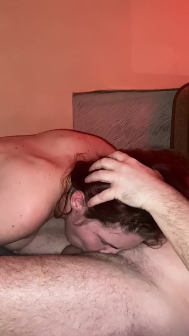 Elena917: Blowjob and a cumshot in throat
