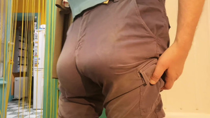 Monster_Meat_: Mingi gratuite în pantaloni scurți de vară