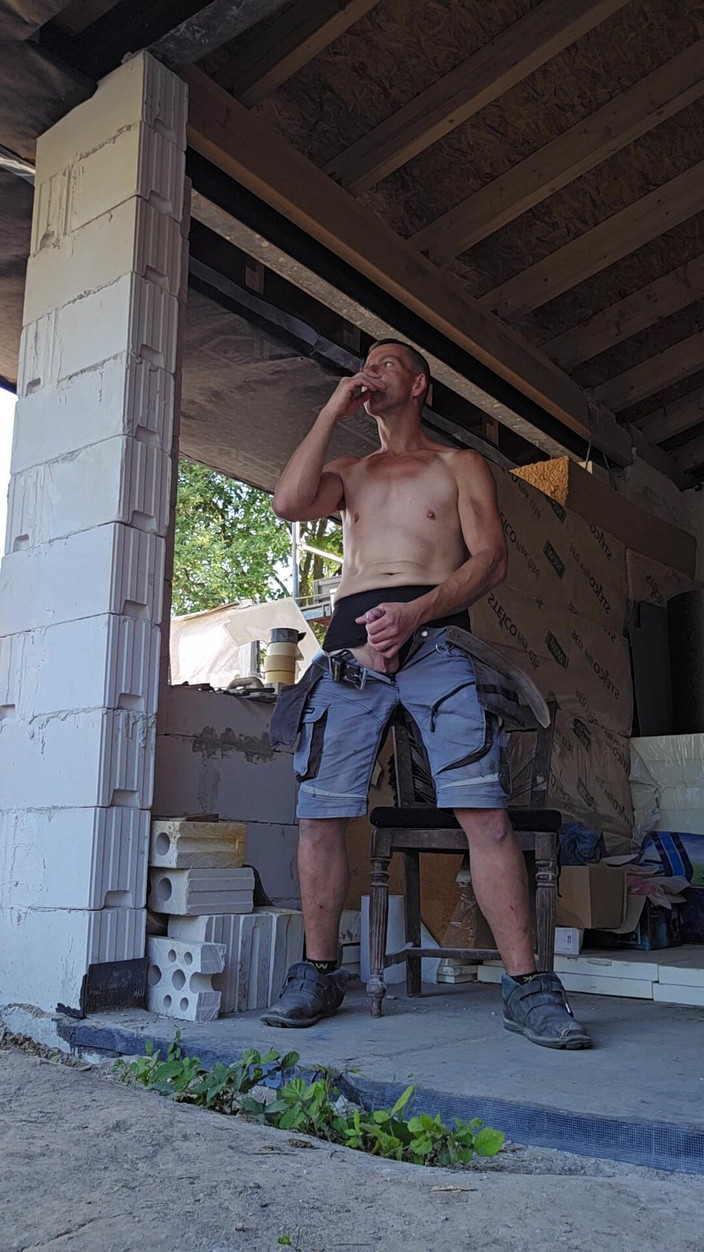 Chris_snoopy_91: Horny on the Construction Site