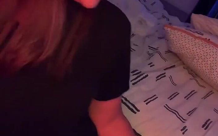 Alli Anderson: Sesi Langsung