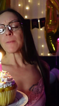 Mum ışığı ve cupcake özlemi