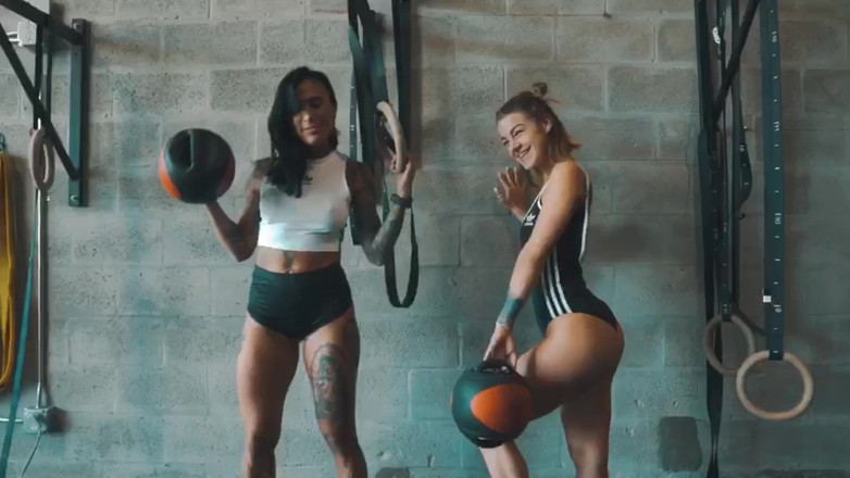 Evelin Stone: Babymommafit làm việc cho tôi ở Miami