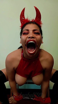 Teufel yawn stark