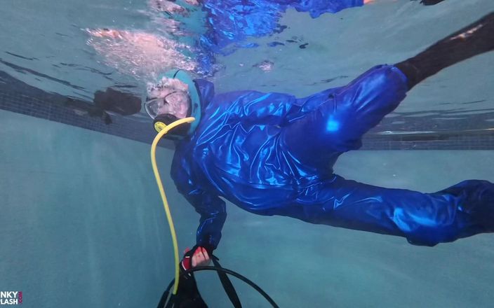 UKCuteGirl: Scuba Diving Lucy: the Underwater Strip