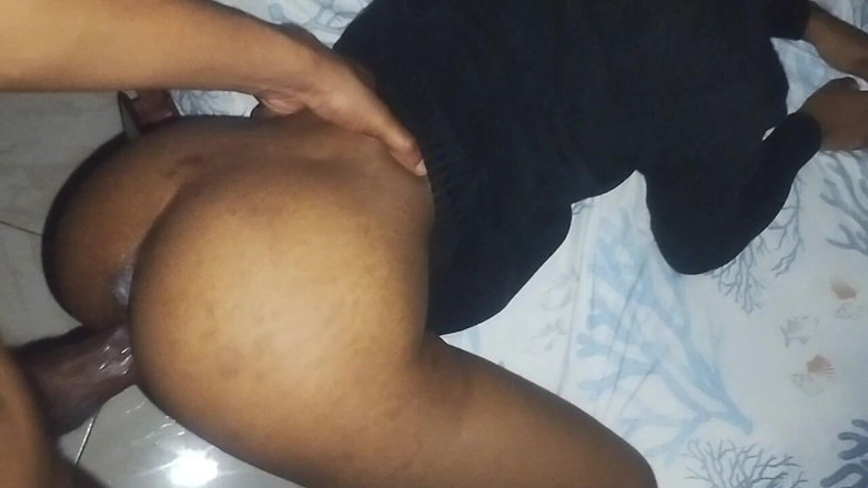 Freaky relatives: Настоящая сводная сестра обожает скакать на моем хуе! Юную киску трахнули и наполнили сливками