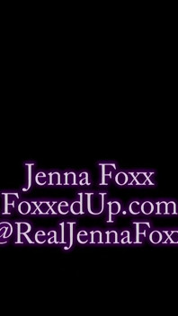 Jenna Foxx Lucky fan si sgrilletta, succhia ed adora i miei piedi!