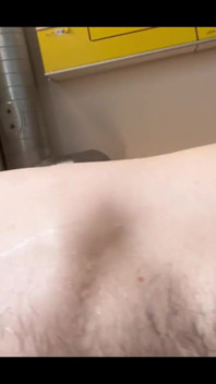 What would you do with this sweaty otter body? 